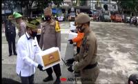  BUPATI INHIL LEPAS PULUHAN PEJUANG KEMANUSIAAN BANTU MASYARAKAT TERDAMPAK COVID 19